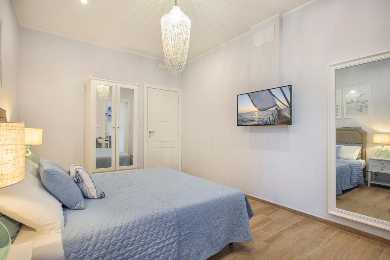 Versilia Mia - Beach At 8Min By Walk! New Rooms! Air Condition! Viareggio Bagian luar foto
